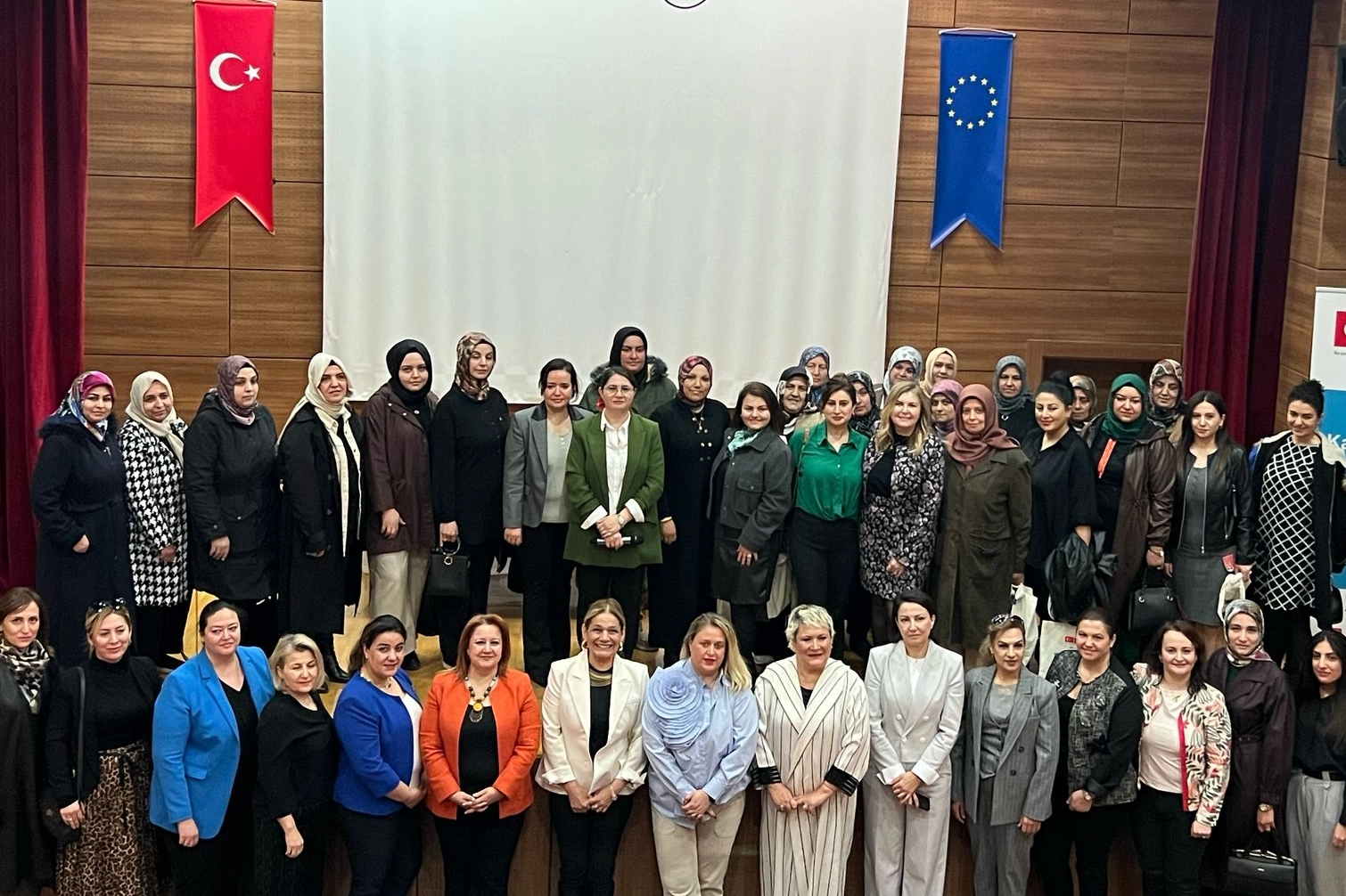 KAGİDER’den “Yerelde Kadın Gücü”ne destek 