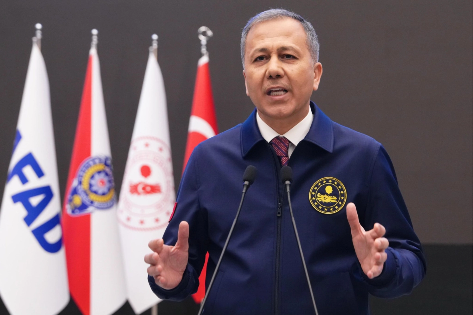 Bakan Yerlikaya: Umrumuzda bile değilsiniz! 