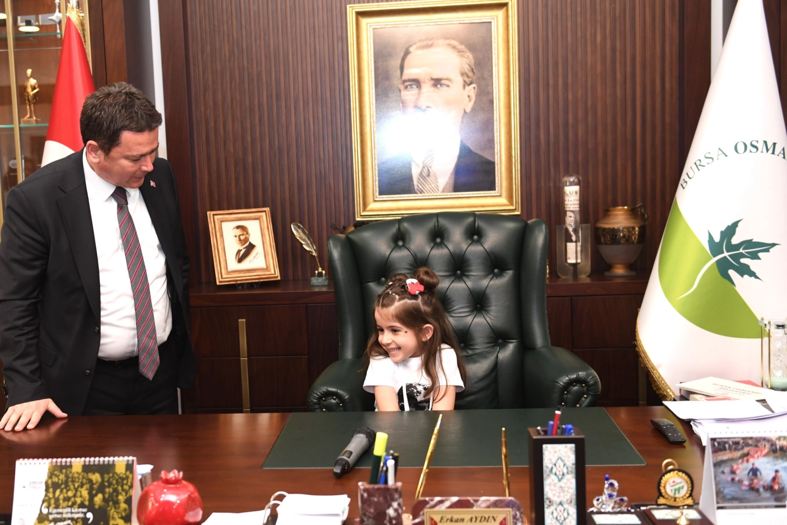 Bursa Osmangazi'de Başkan Aydın koltuğunu devretti! 
