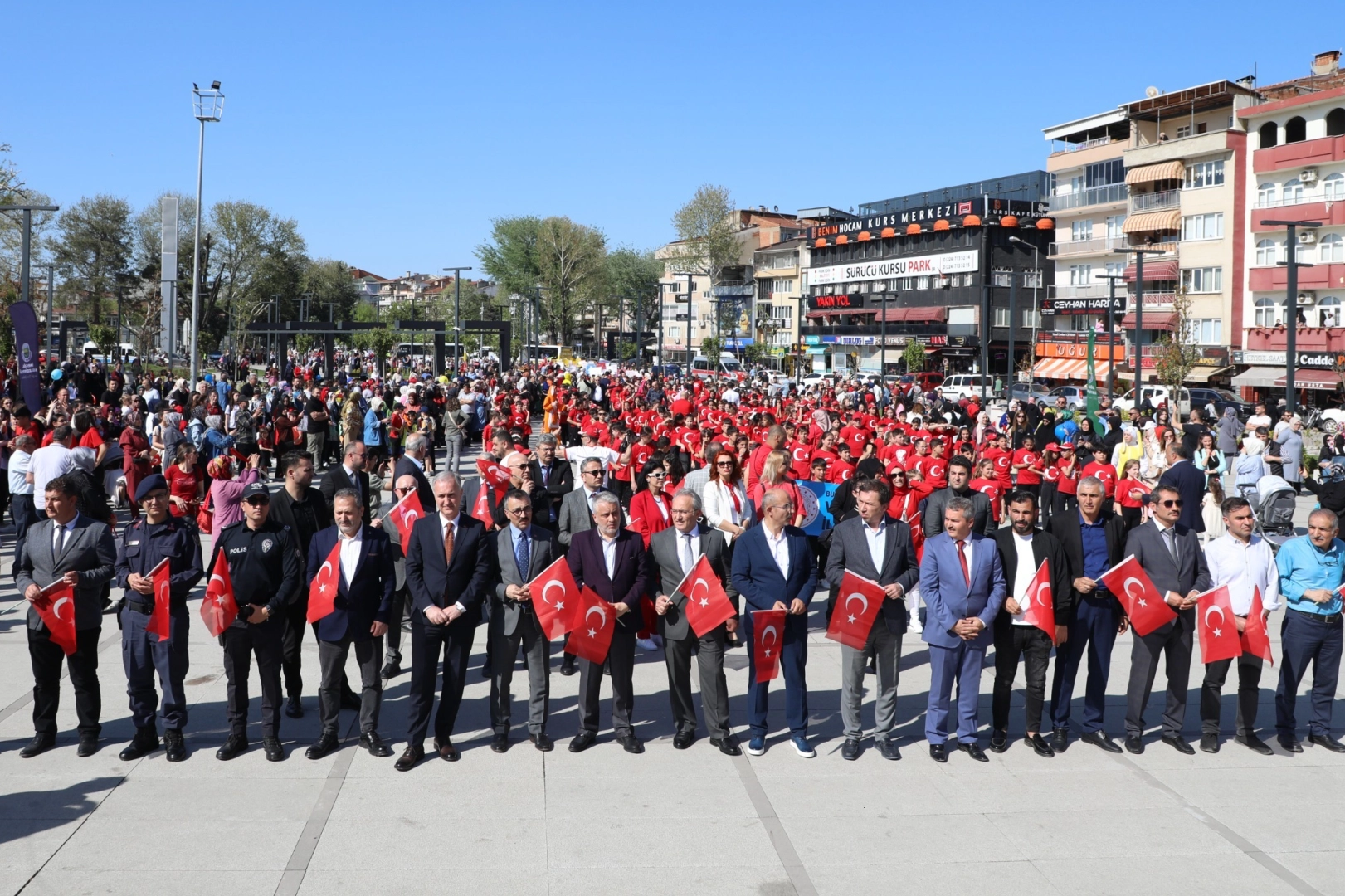 Bursa geleceğin sağlıklı nesilleri için İnegöl'de adım adım HOBA 