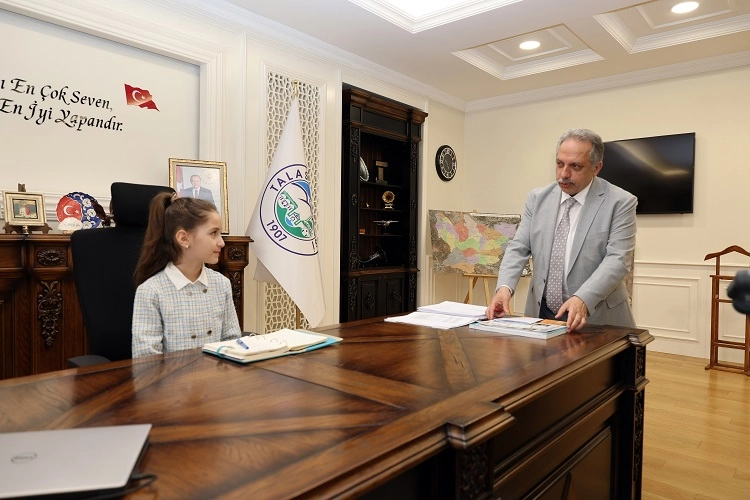 Kayseri Talas Belediyesi miniklere emanet 