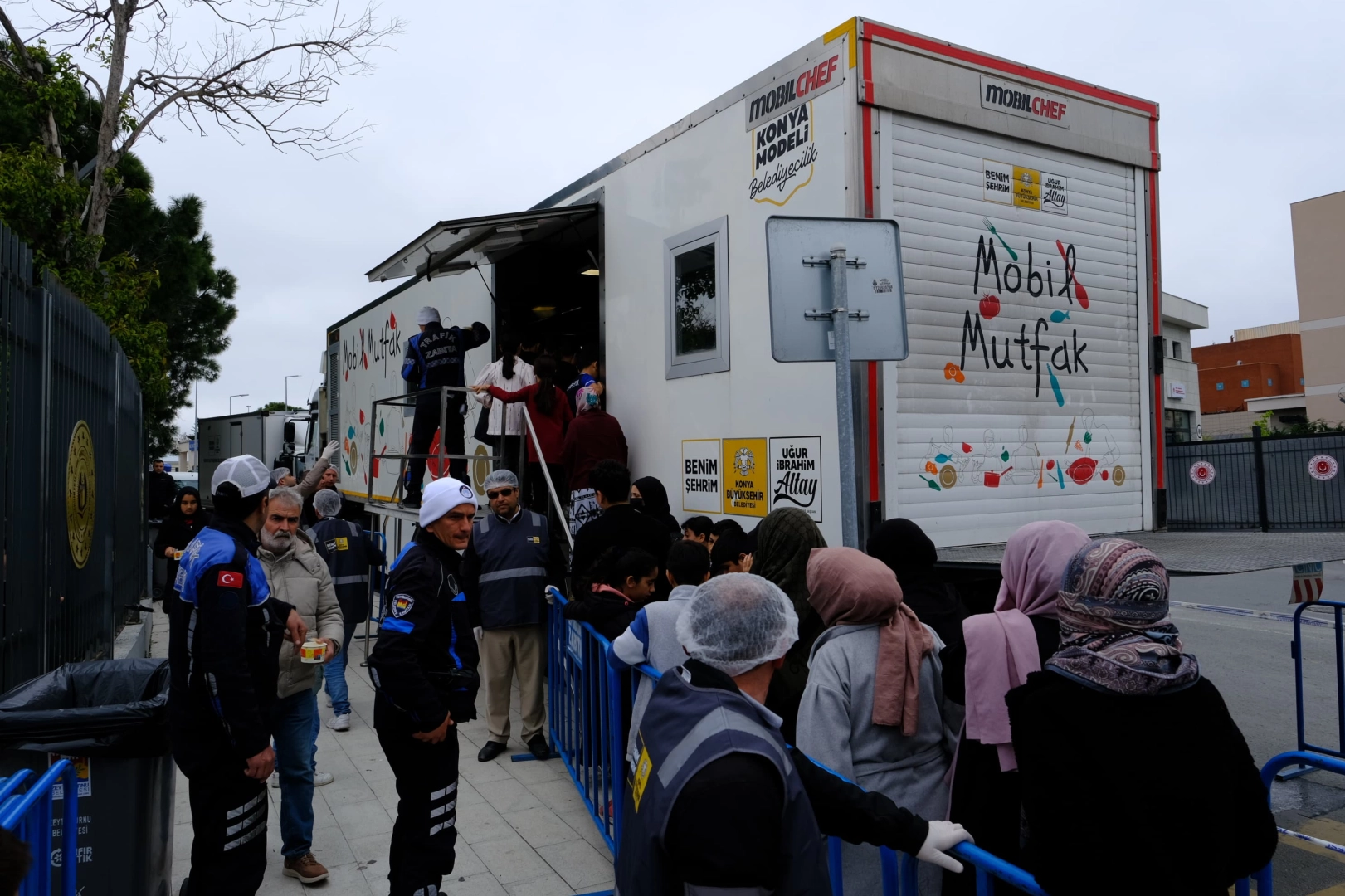 Konya'nın mobil mutfağı İstanbulluların hizmetinde 