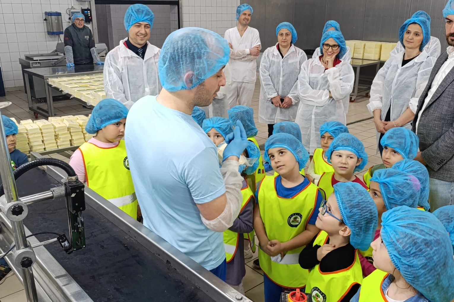 Bornova’da minik kalpler tarım kalbinde 