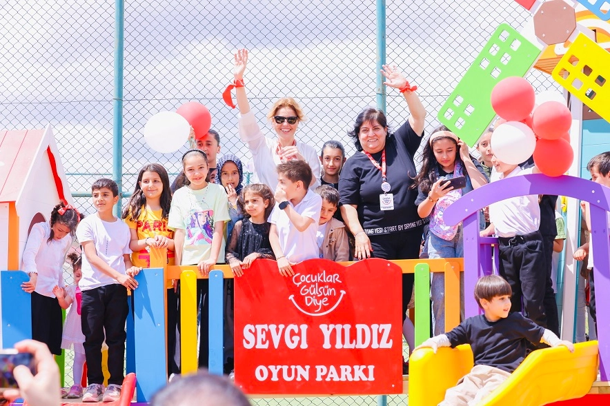 11 afet bölgesinde 15 anaokulu açan Gülben Ergen projeyi tamamladı 