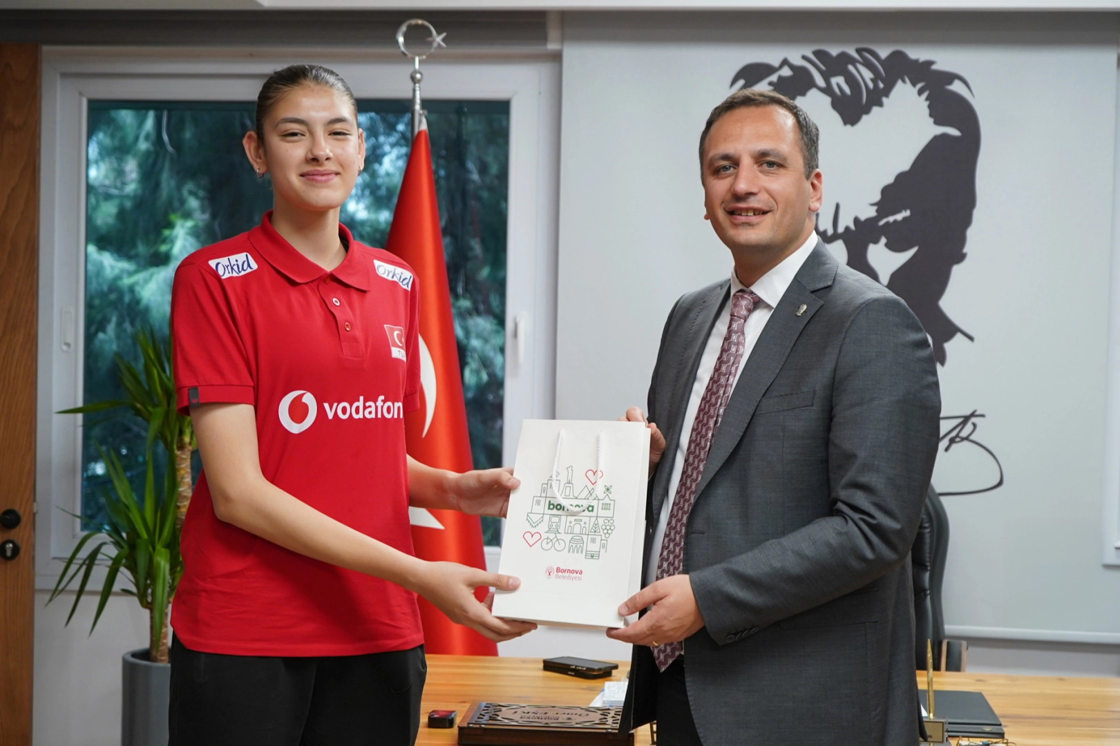 Bornova'nın gururu Hasret Tuncer, Milli Takım yolunda 