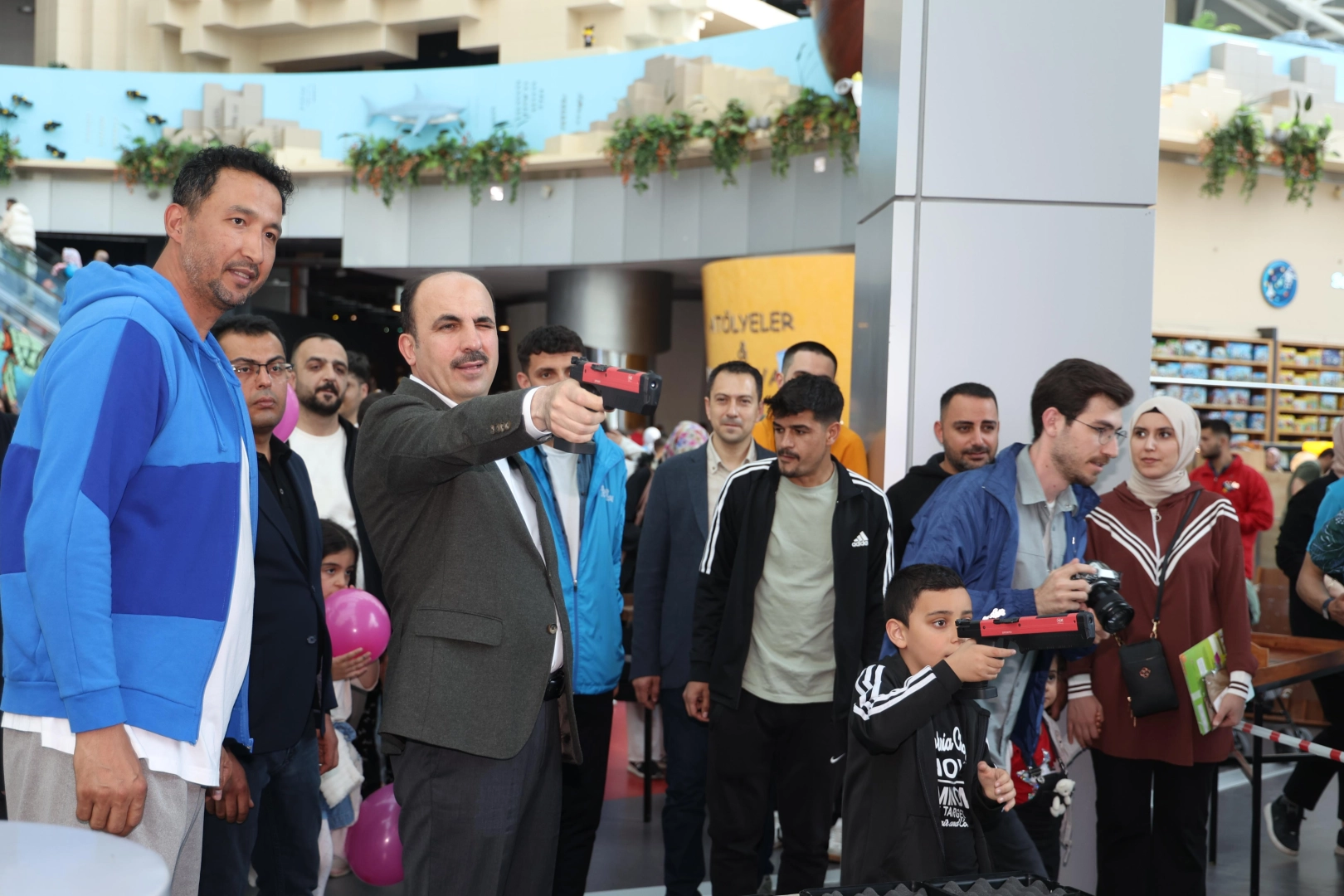 Konya Bilim Merkezi çocukların coşkusuna ortak oldu 