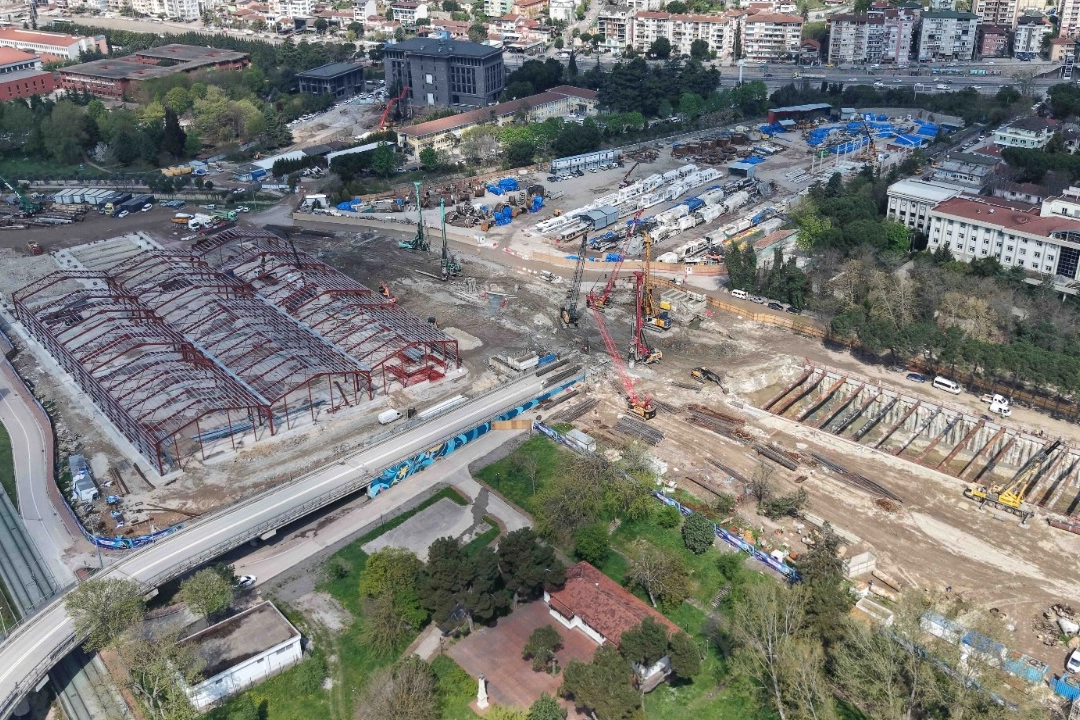 Körfezray Metro projesinde dur durak yok! 