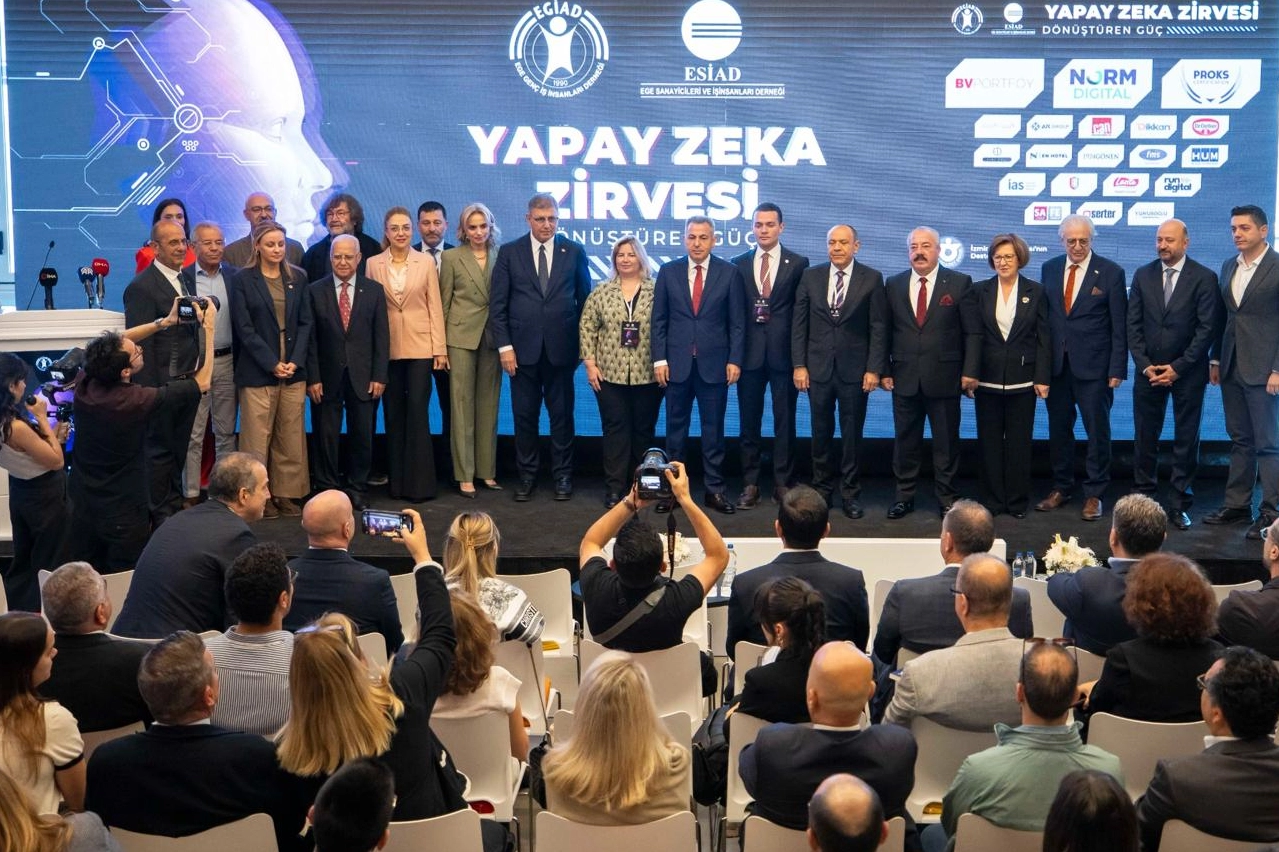 İzmir’de yapay zekâ zirvesi 