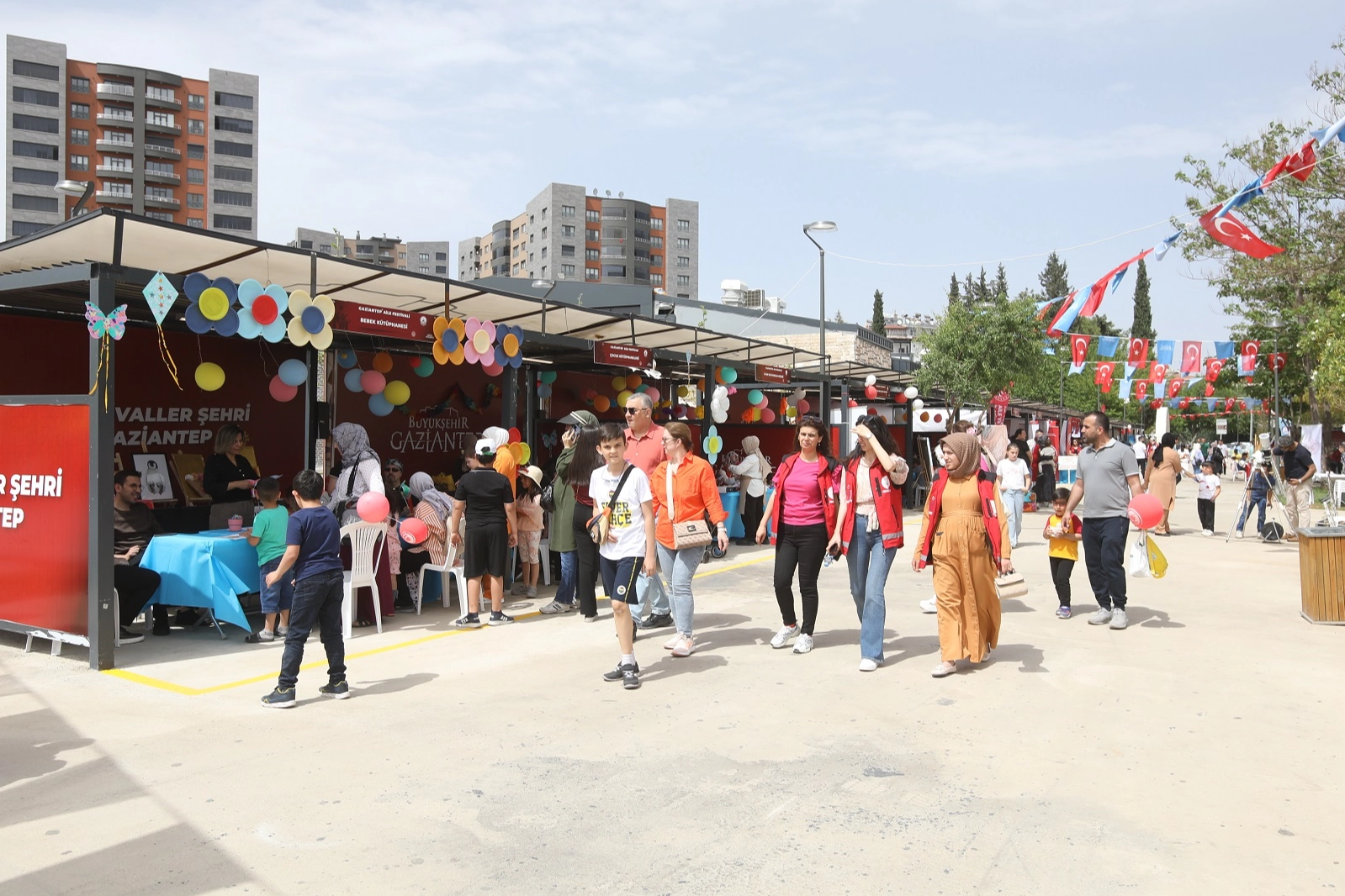 Gaziantep aile festivali tüm hızıyla sürüyor 