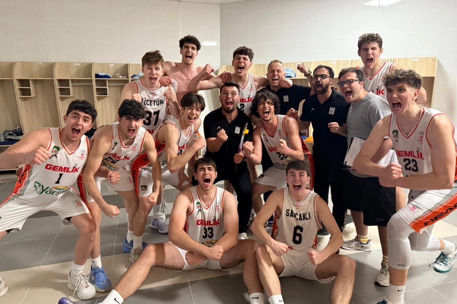 Gemlik Basketbol U18 potada finalde 