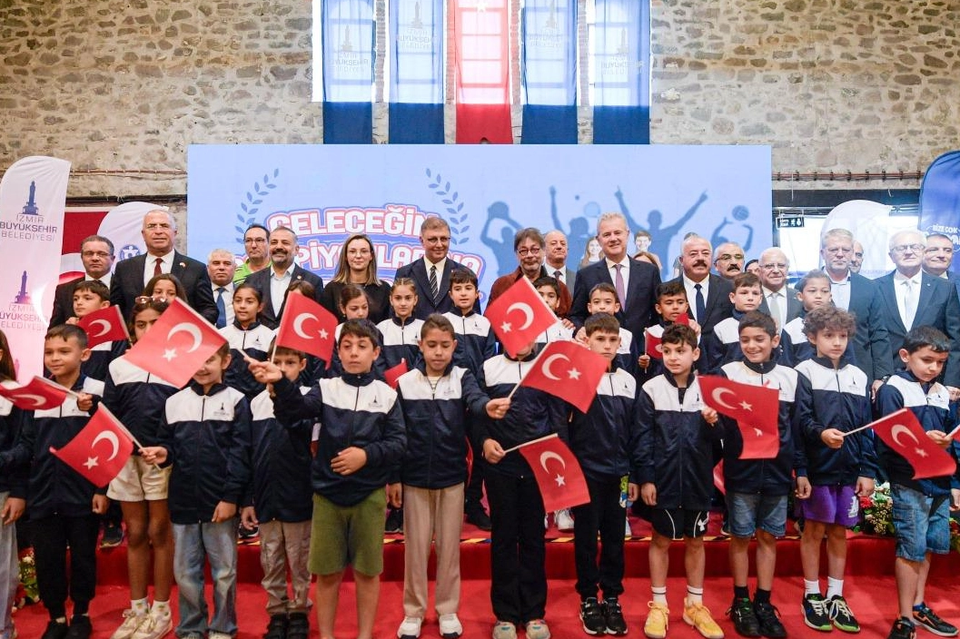 Başkan Tugay “Geleceğin Şampiyonları” projesini tanıttı 