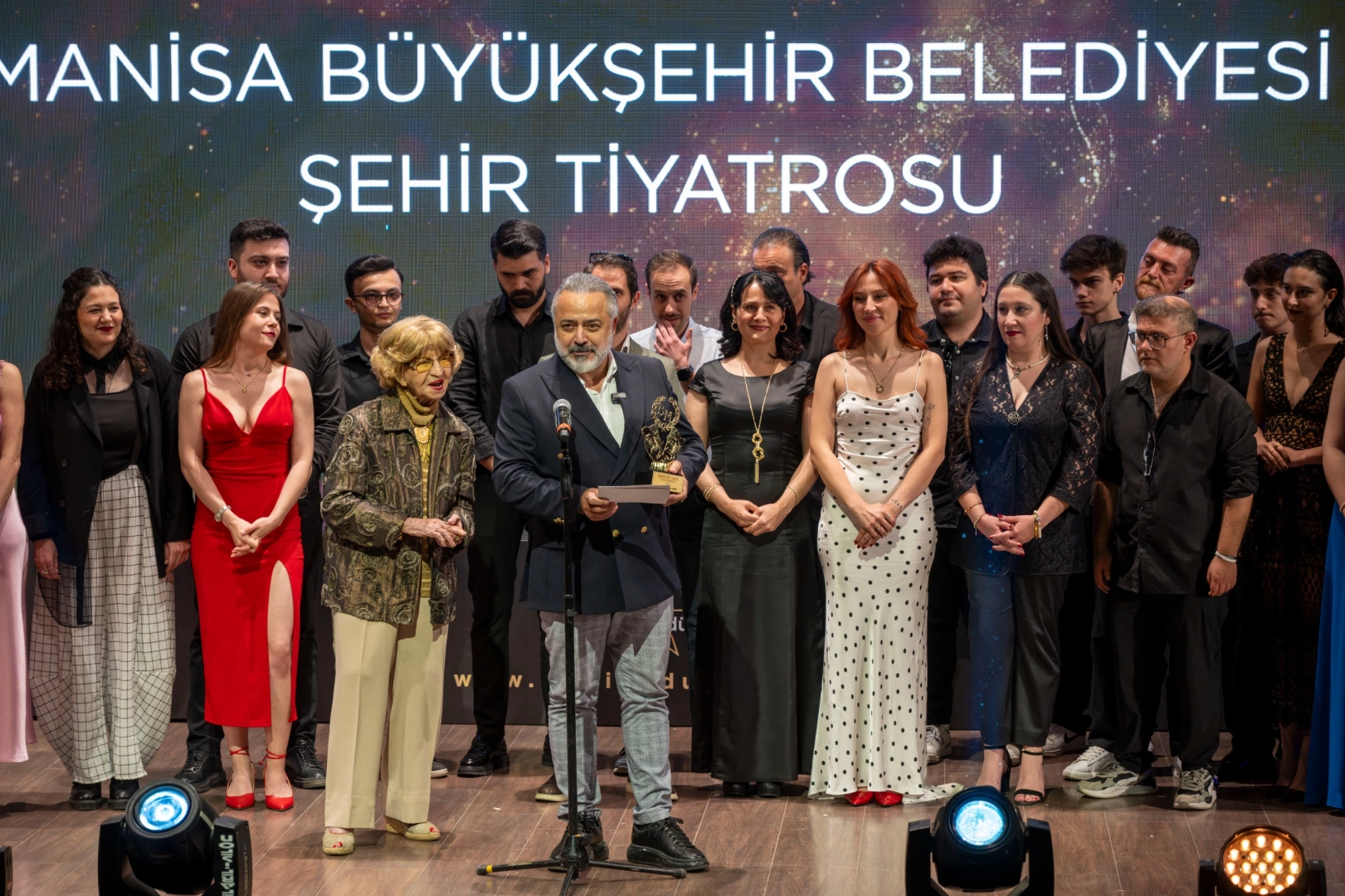 Manisa Büyükşehir'e büyük onur 