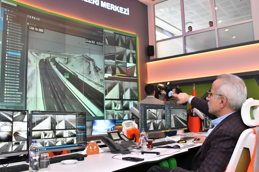 Avcılar gişelerinde serbest geçiş dönemi başladı 
