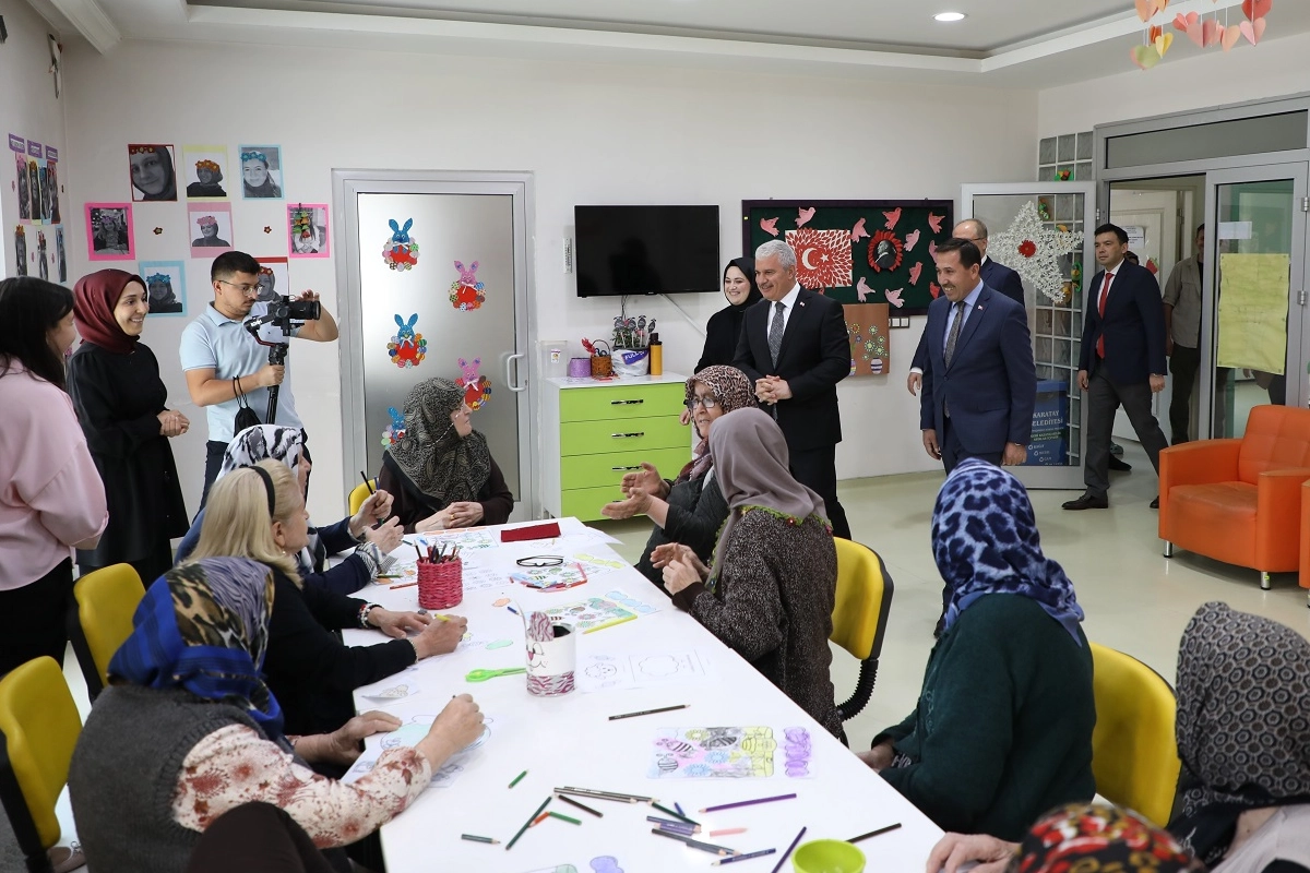 Konya’da Alzheimer hastalarına özel merkez ziyareti gerçekleşti 