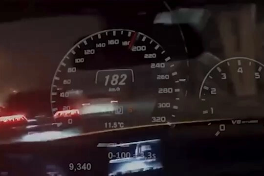 Bakan Yerlikaya'dan trafik uyarısı: Aşırı hız, dönüşü olmayan yol! 