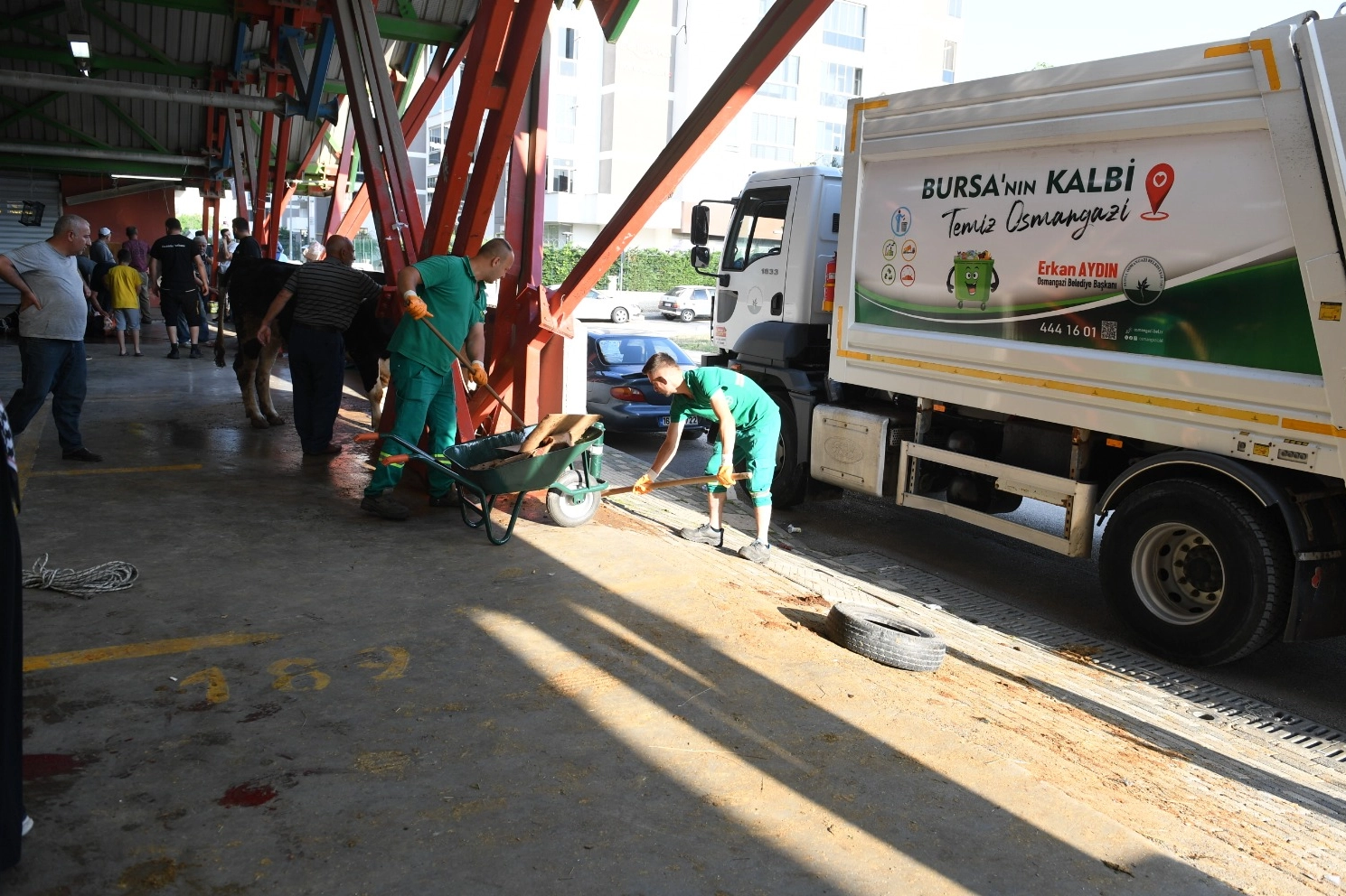 Bursa Osmangazi'de ibadetler hijyenik ortamda yerine getirildi 