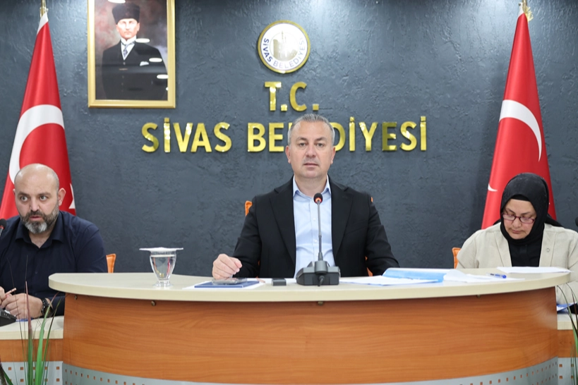 Sivas Belediye Başkanı o iddiaları yanıtladı: Merkezde kene sorunu yok! 