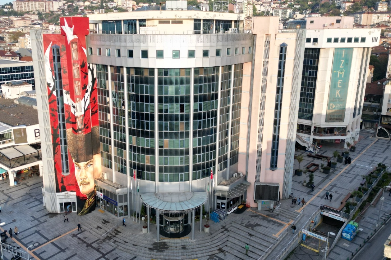 İzmit Belediyesi doğrudan temin mal alımlarında EKAP’a geçiyor 