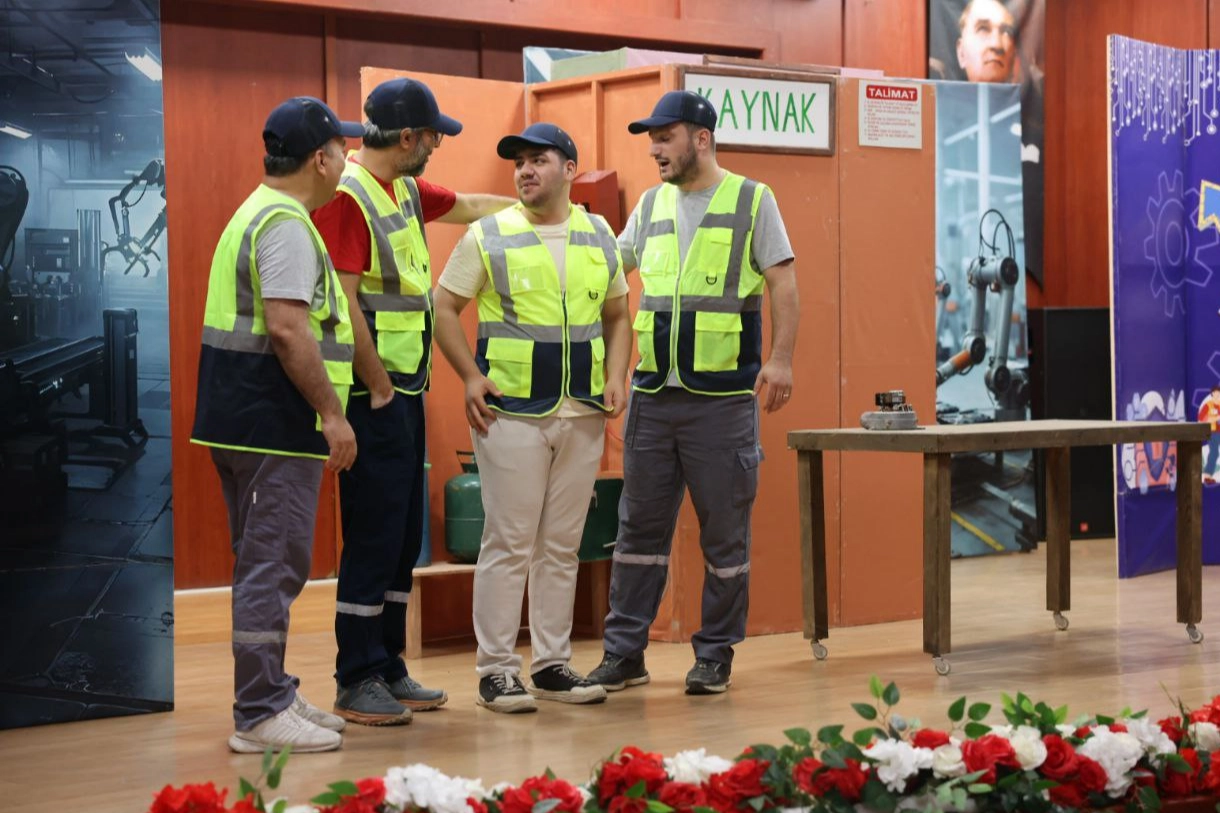 Meslek lisesinin önemi tiyatro ile anlatıldı 