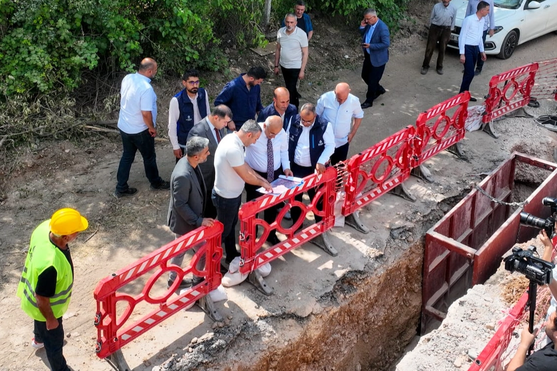 Malatya'da altyapı çalışmalarına yerinde inceleme 