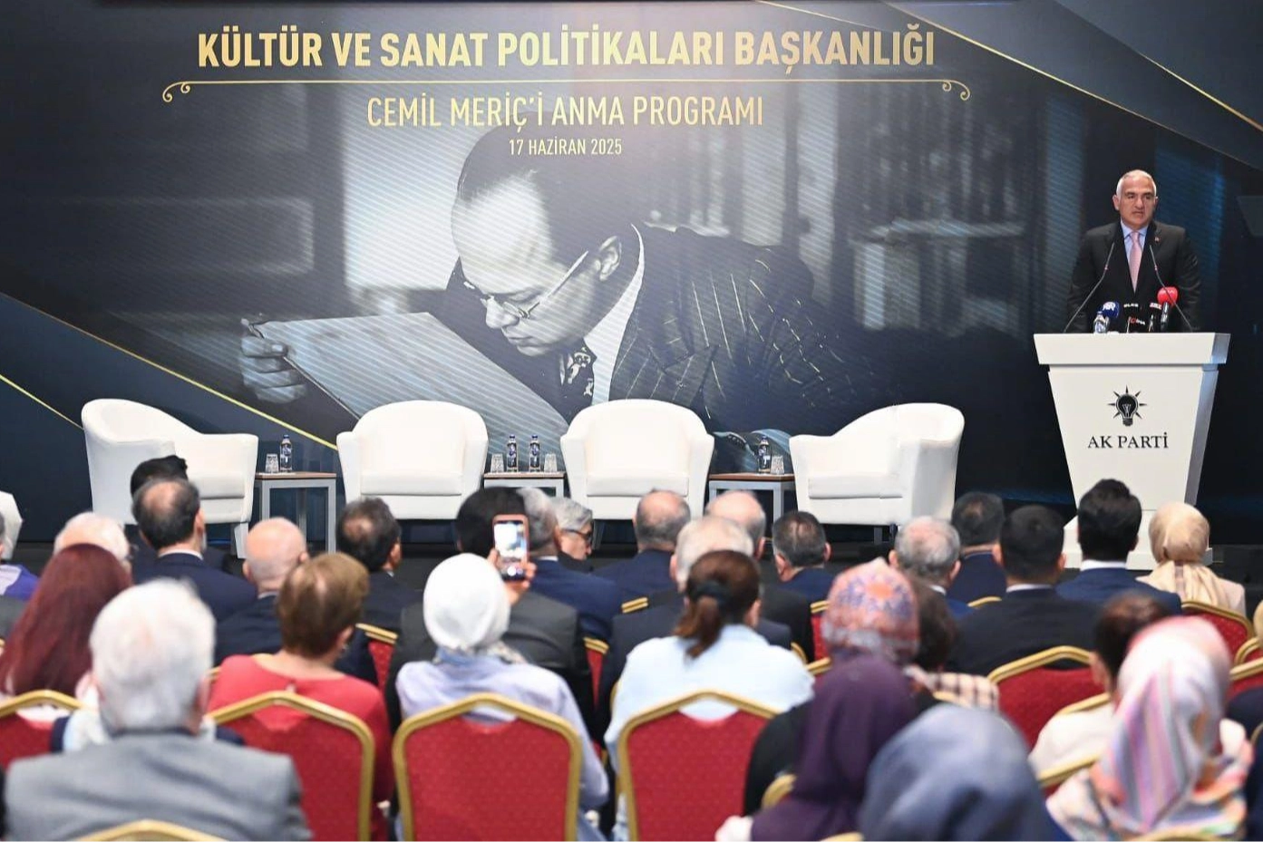 Cemil Meriç’e anlamlı anma 