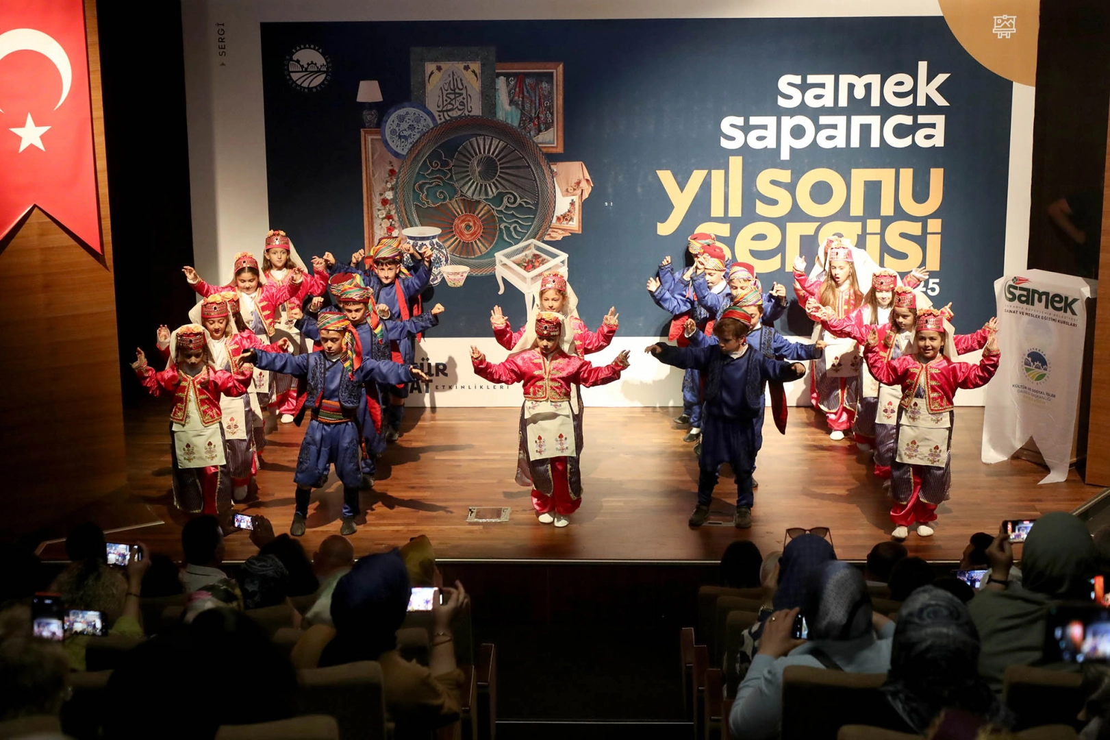 Sapanca SAMEK’te yılsonu sergisi heyecanı yaşandı 