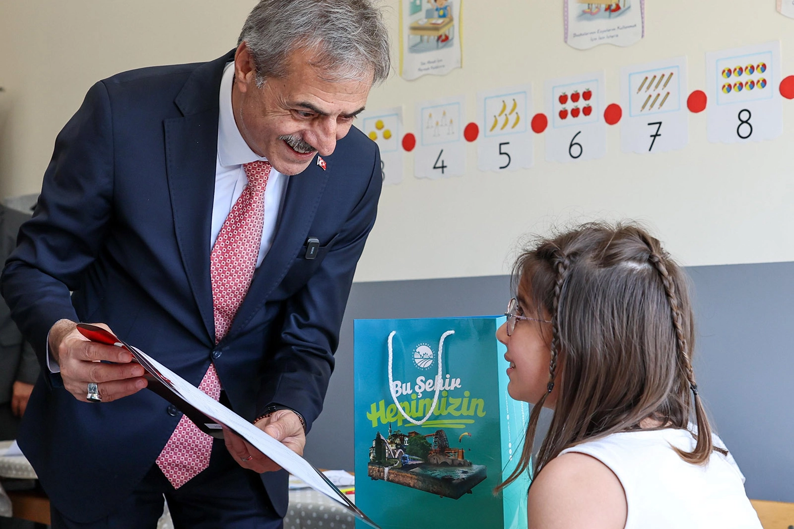 Alemdar: “Çocuklarımız bu şehrin parlayan yıldızları olacak” 