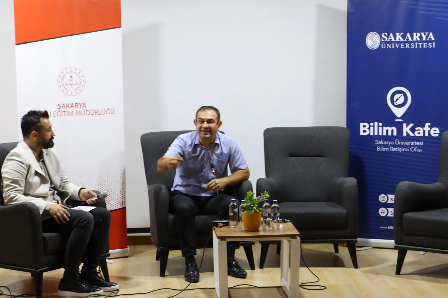 Sakarya'da geleceğin sınıfı tartışıldı 