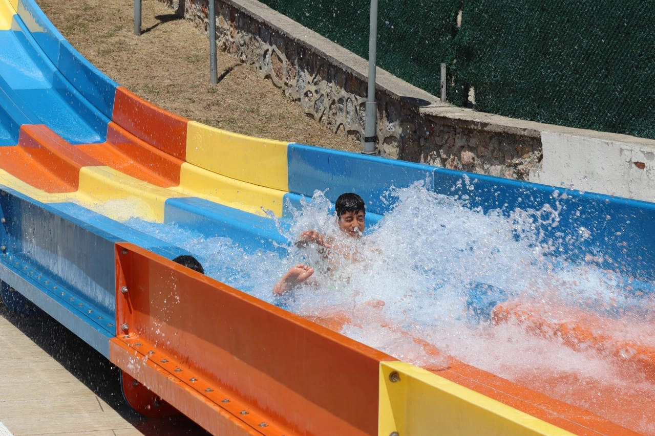 İzmit'te Aquapark'a yoğun ilgi 