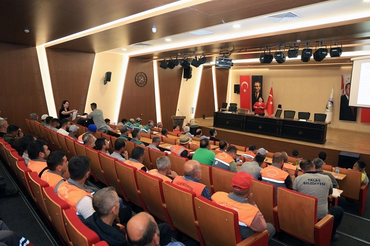 Kayseri Talas'ta KKKA eğitimi 