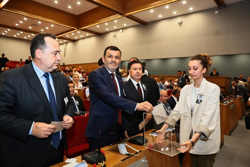 Ege Belediyeler Birliği'nin yeni Başkanı Bülent Nuri Çavuşoğlu 