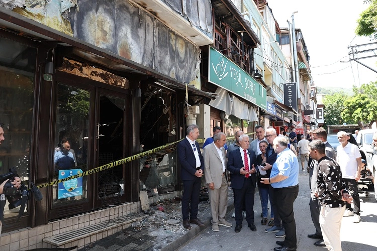 Başkan Mustafa Bozbey’den yangında zarar gören bölgelere ziyaret 