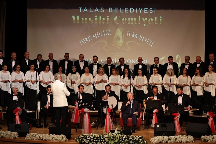 Kayseri Talas'ta Kürdilihicazkar gecesi 