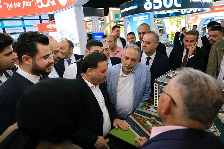 Kayseri Talas vizyonunu Yapı Fuarı'nda konuşturdu 