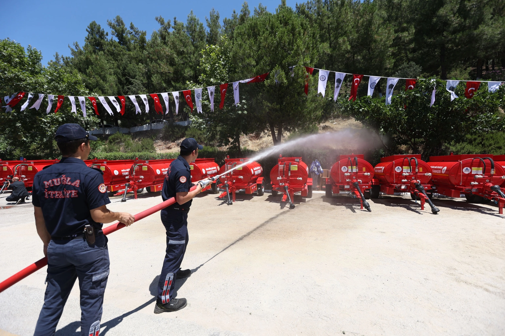 Muğla Büyükşehir yangın filosunu güçlendirdi 