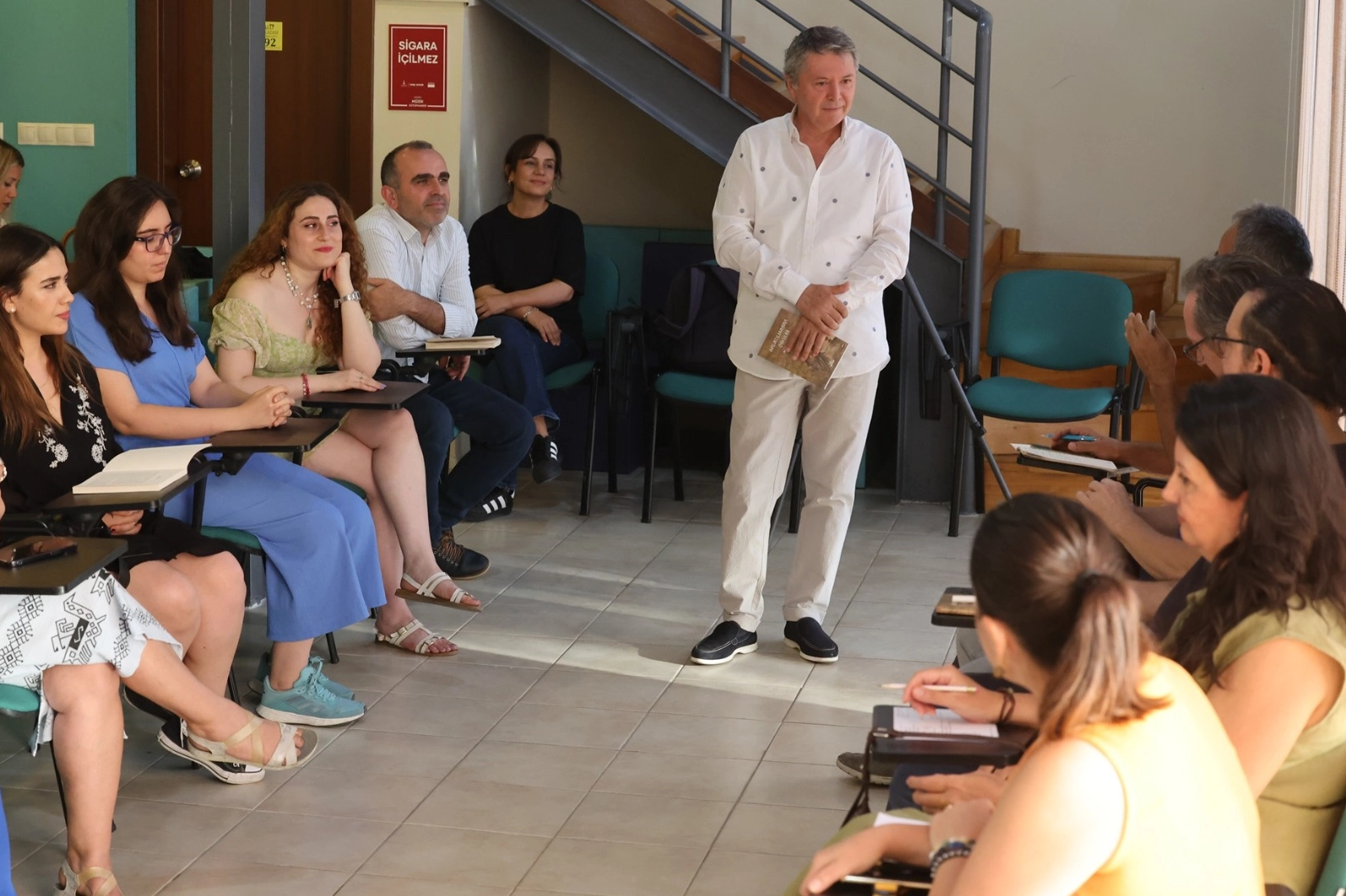 İzmir'in yazarlık atölyesi ilk meyvesini verdi 