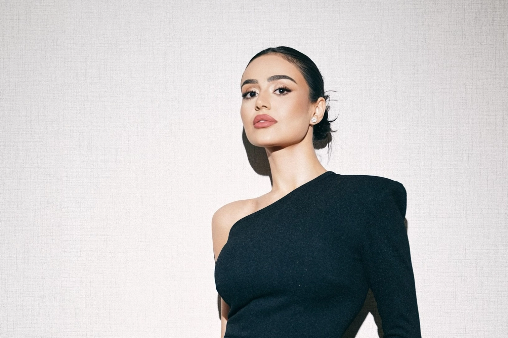 Elif Buse Doğan’dan “Aşk Başımda Bela” ile yeni dönem 