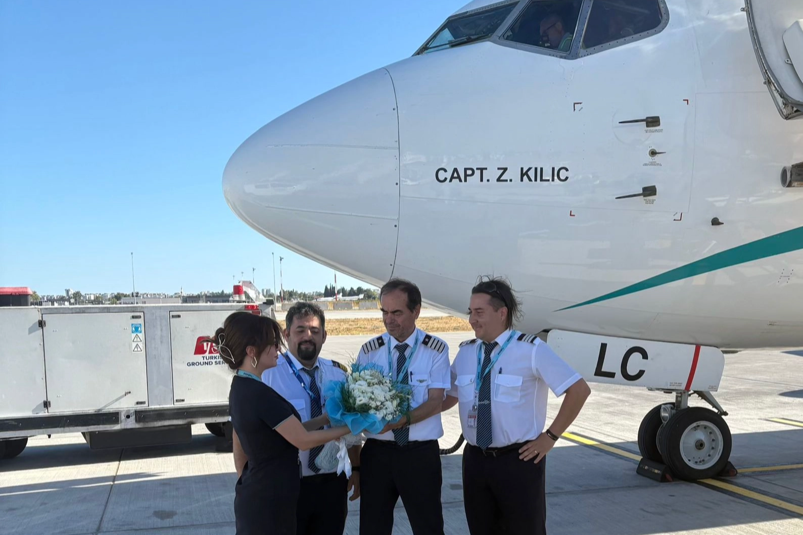İran’da mahsur kalan Tailwind uçağı Türkiye’ye döndü 