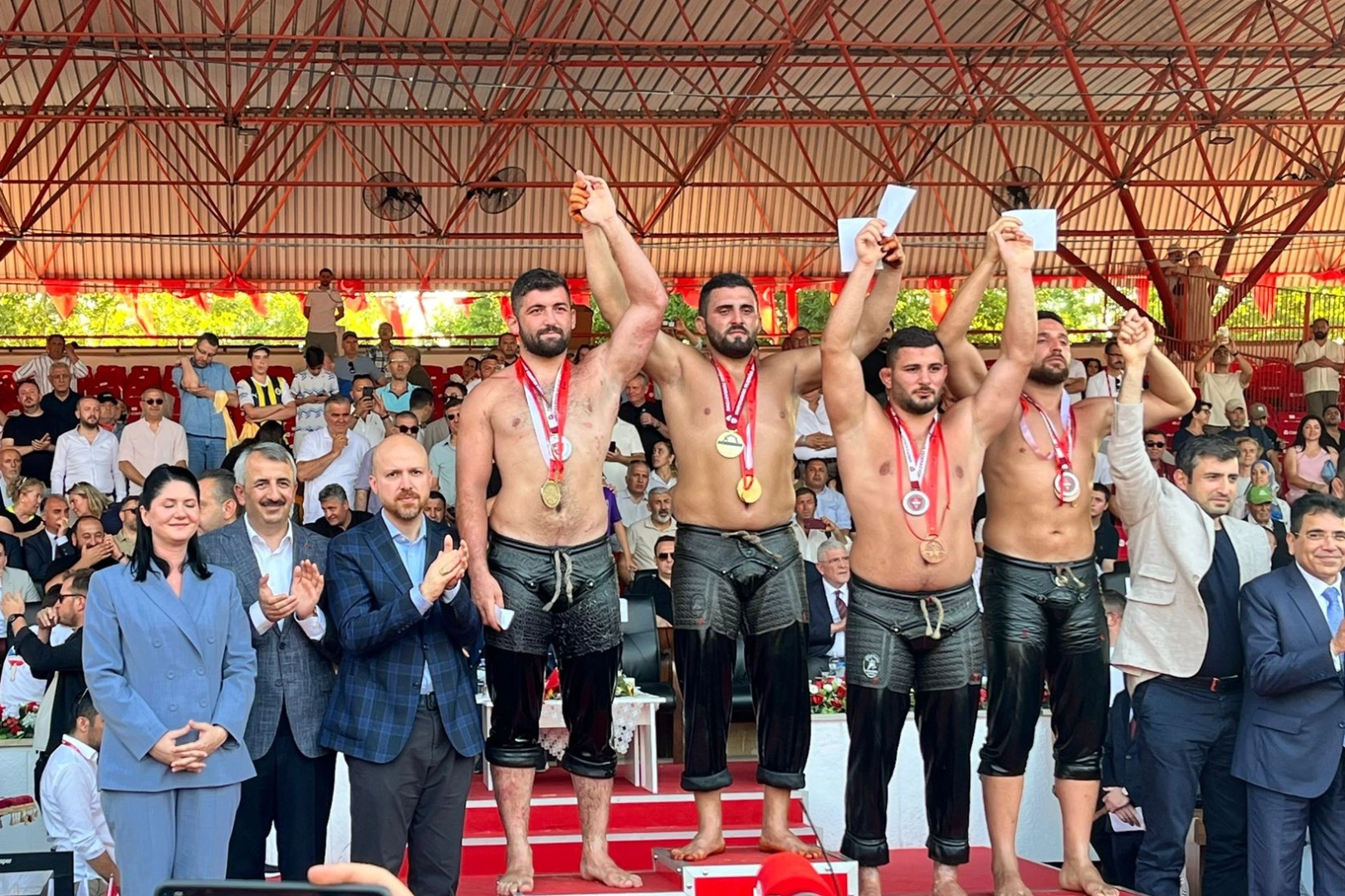 Gölcük Belediyespor pehlivanı Kırkpınar’da göz doldurdu 