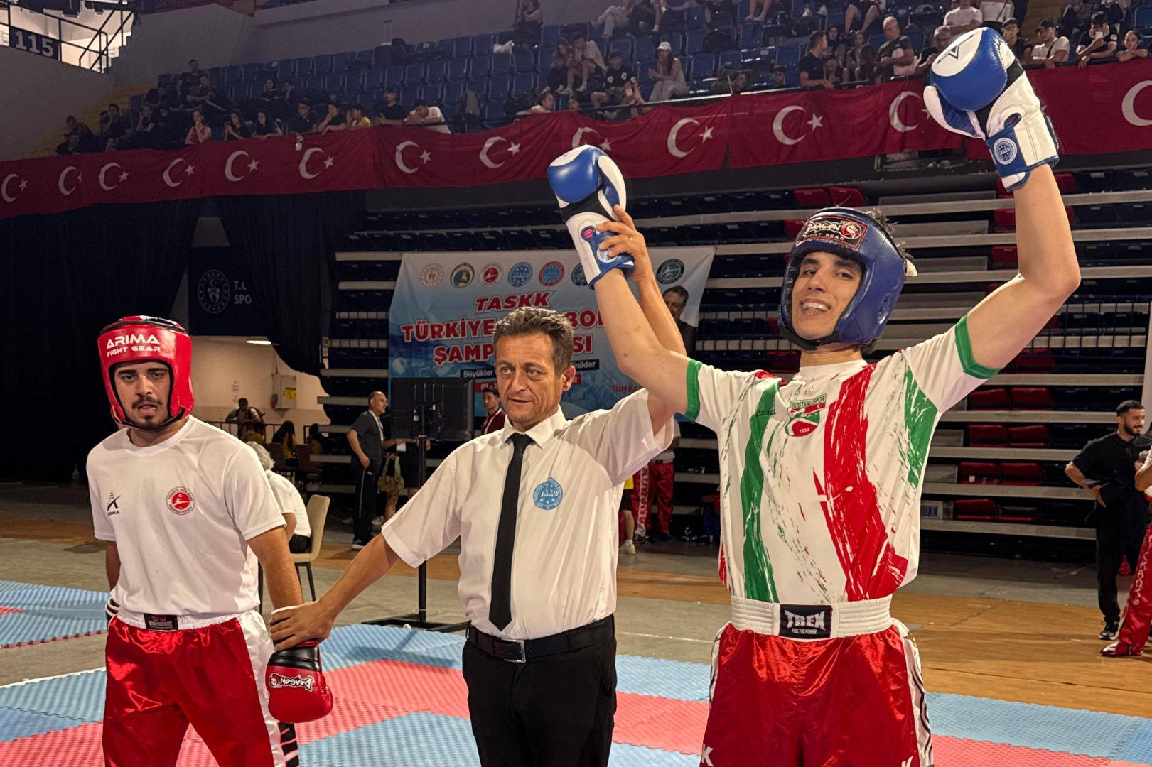 İzmir Bostanlısporlu Sarp Erbaş’tan büyük başarı 