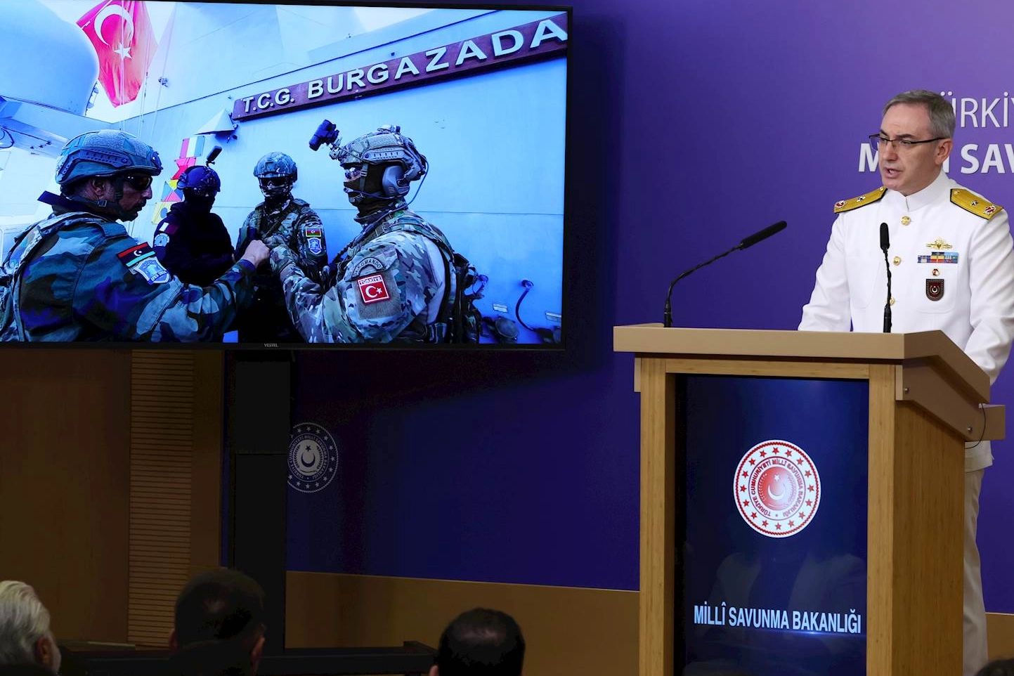 Hudutlarda 221 şahıs yakalandı 