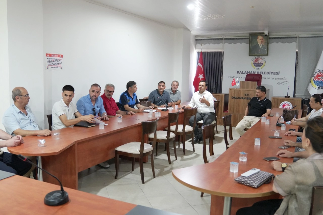 Dalaman Belediyesi’nden esnafa temizlik çağrısı 