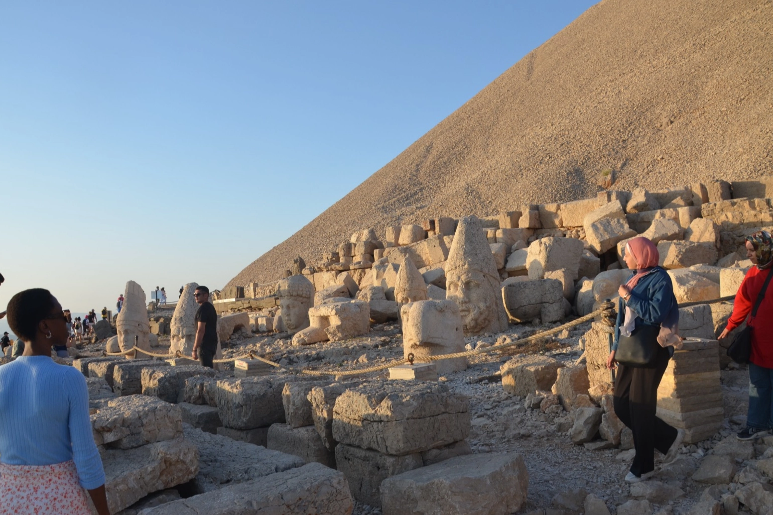 Kültürler Nemrut'ta buluştu 