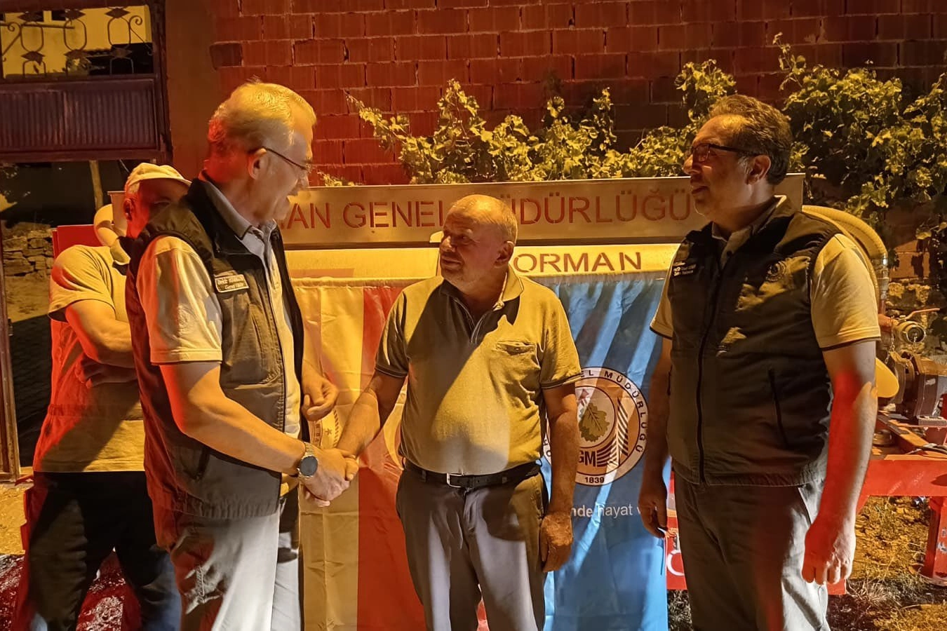 Orman Genel Müdürü Karacabey'den yangın kahramanına ziyaret 