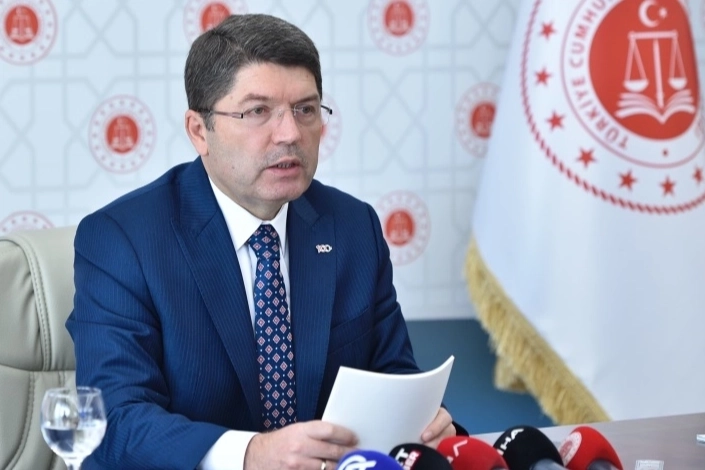 Adalet'e 5 bin yeni personel alınacak 