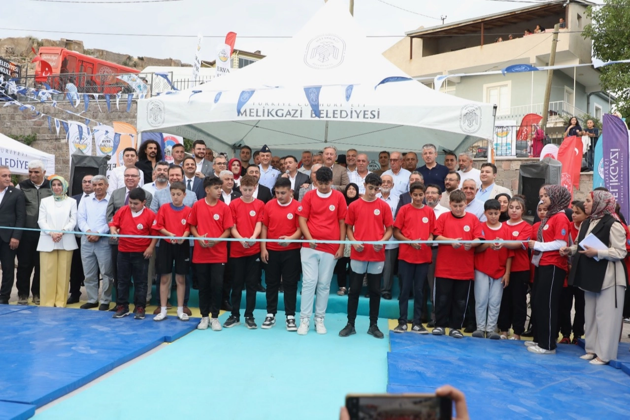 Kayseri Melikgazi'den gençlere yeni spor okulu 