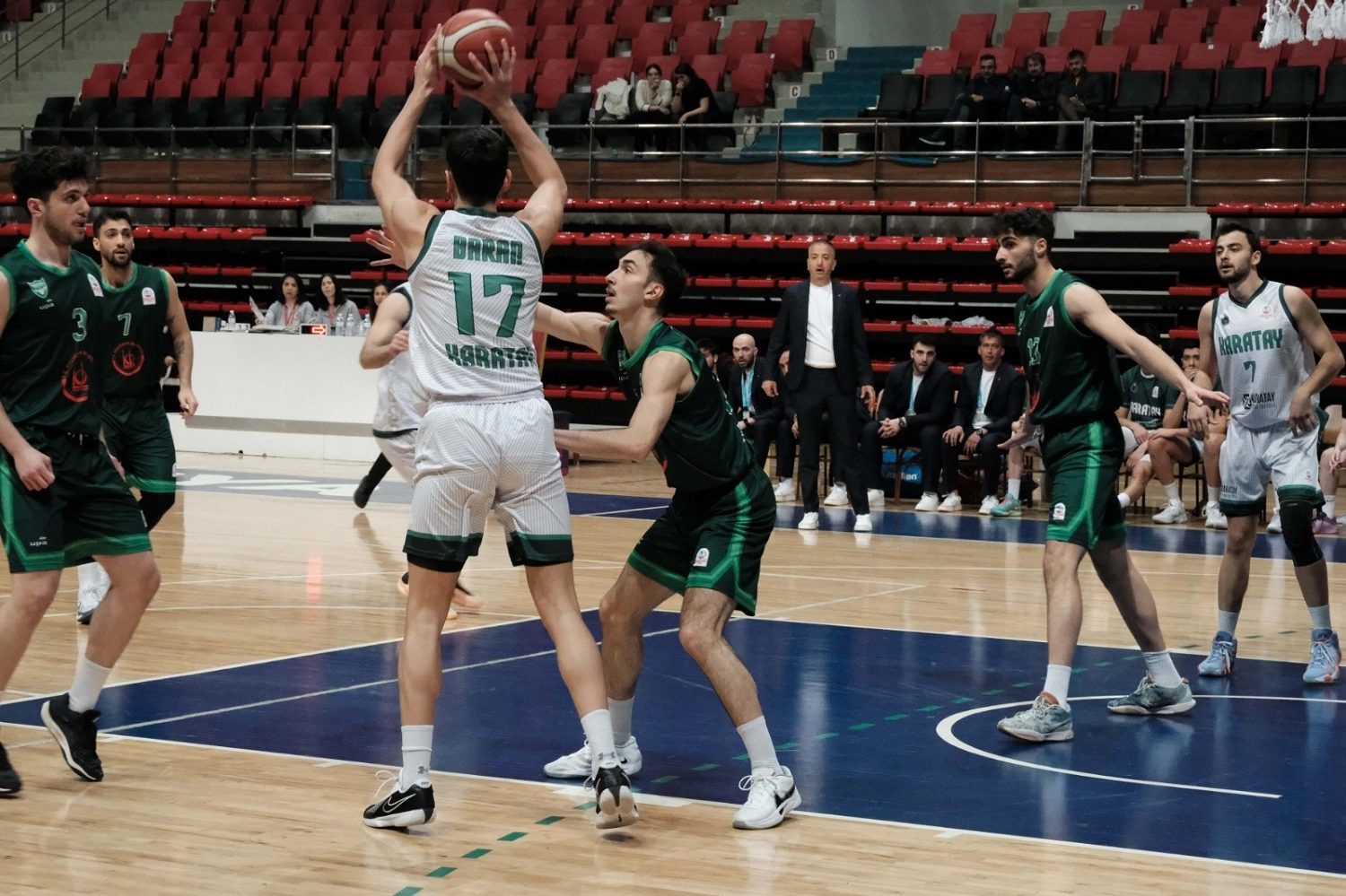 Konya Karatay Belediyespor'un basketbolda yeni heyecanı 