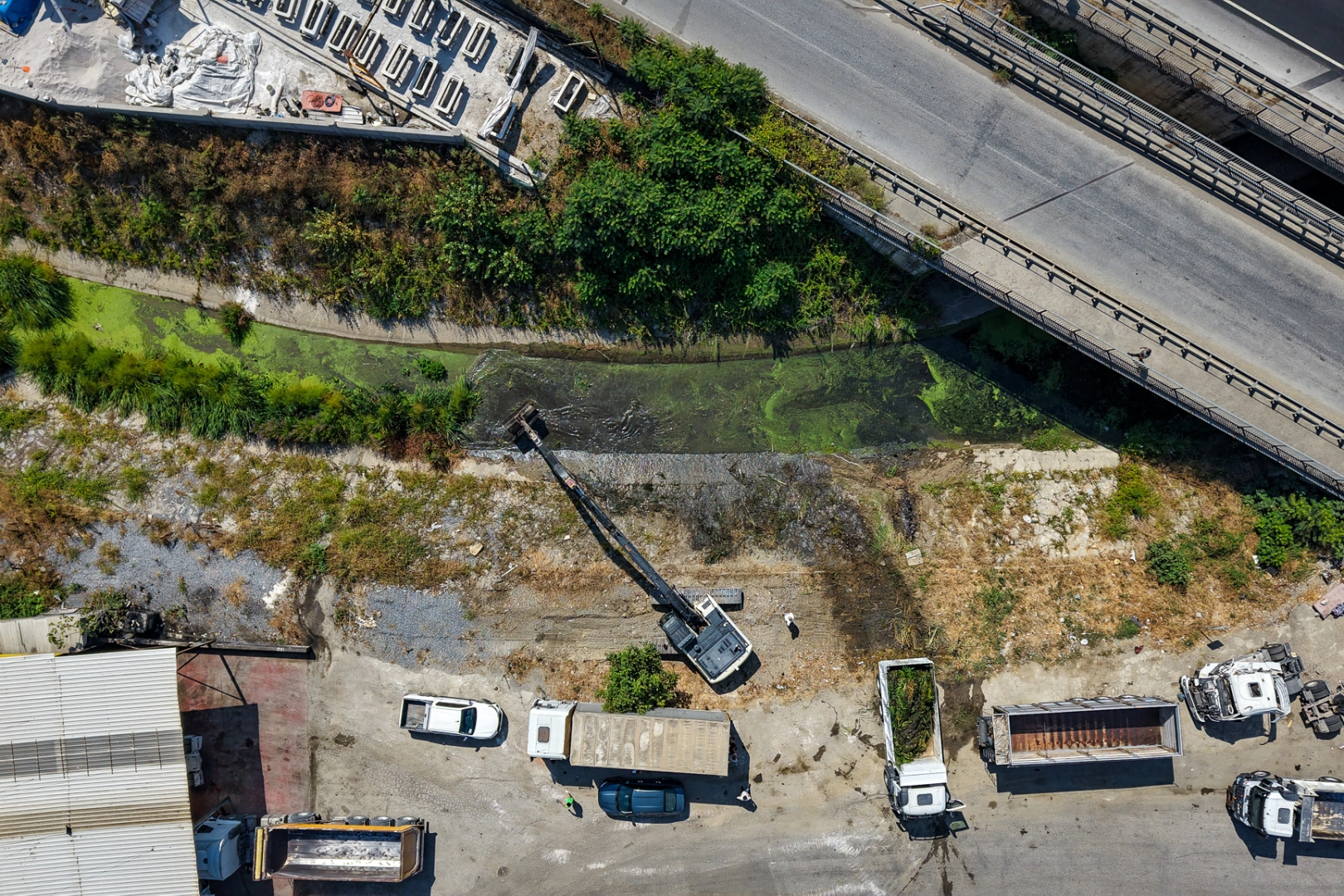 Çark Deresi ve çevresi için kapsamlı temizlik çalışmaları devam ediyor 