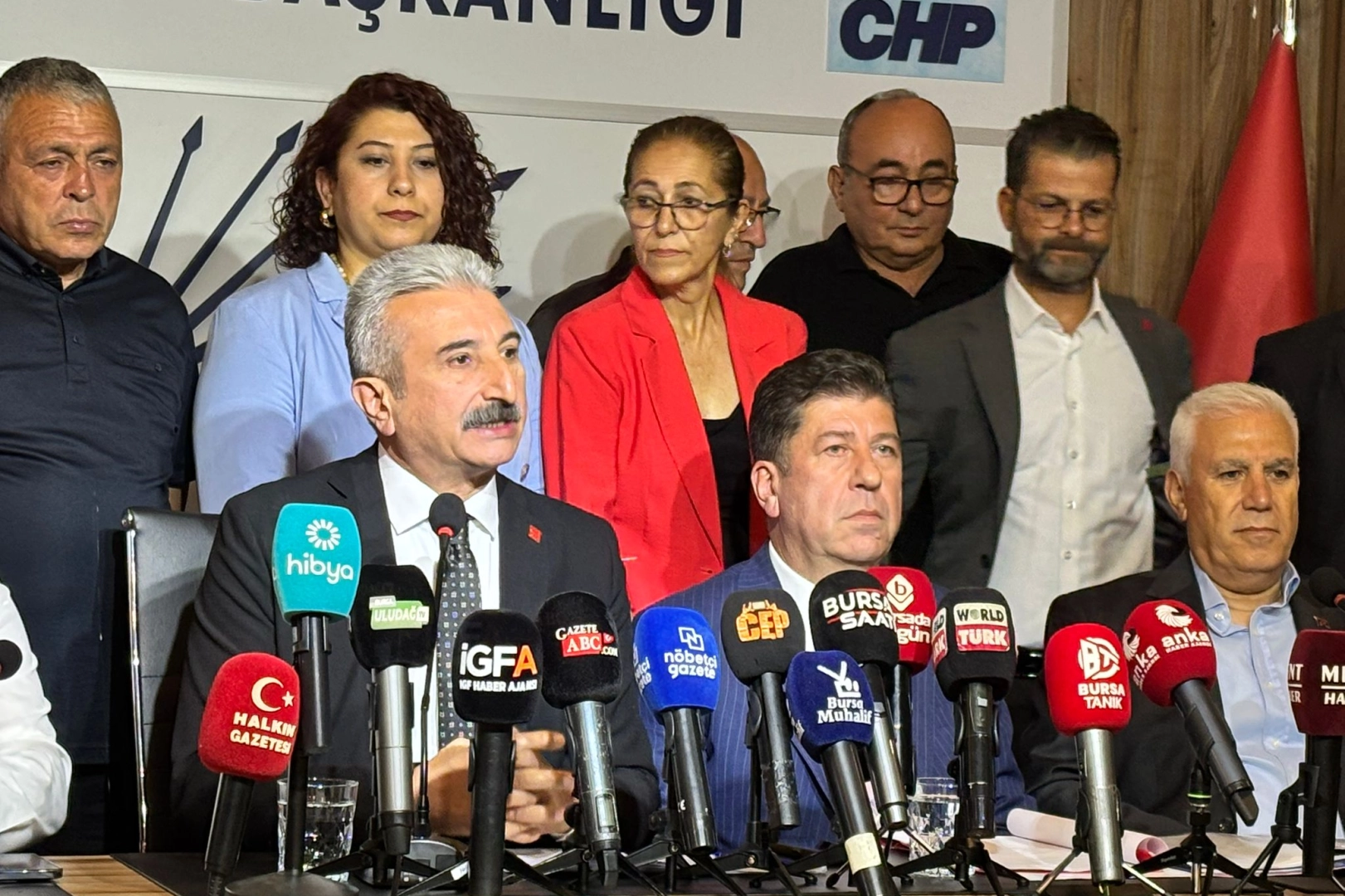 CHP Bursa'dan hukuk dışı müdahalelere tepki! 