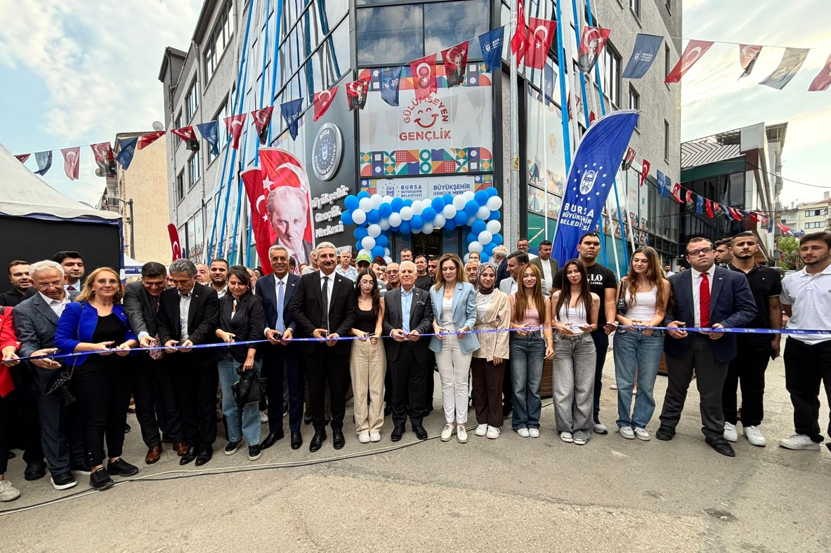 Bursa'dan Gemlik'e 'gençlik' yatırımı 